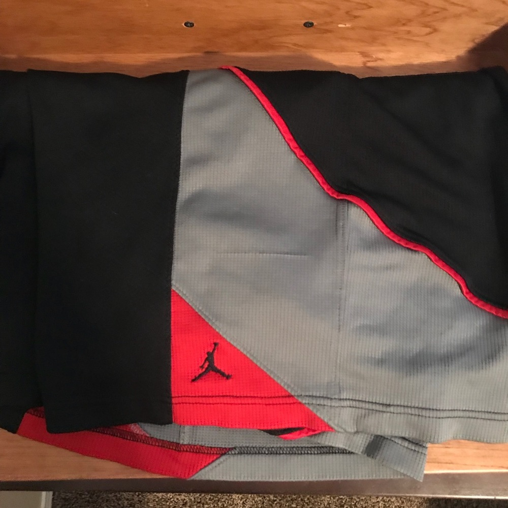 2 Pairs - Jordan Shorts XL - Nike Basketball